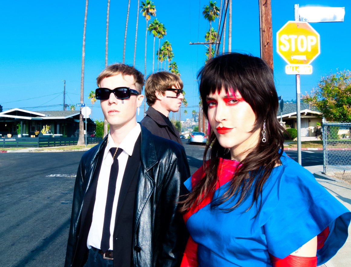 Los Angeles Post Punk Outfit Sextile Return With Double Feature Video For Modern Weekend And 8522