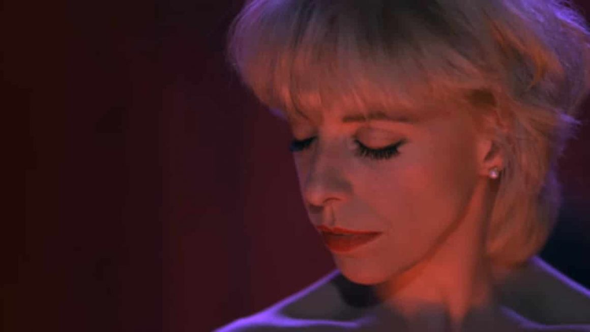 julee cruise obituary