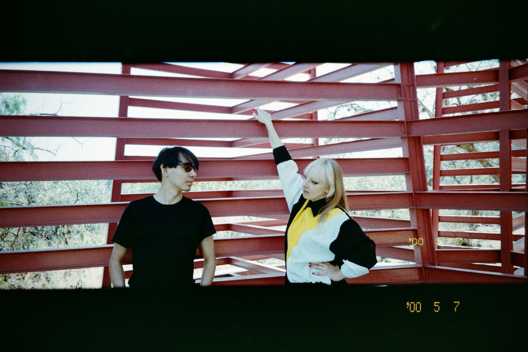 Mexico City Minimal Synth Duo Gris Futuro Unveil New Single 