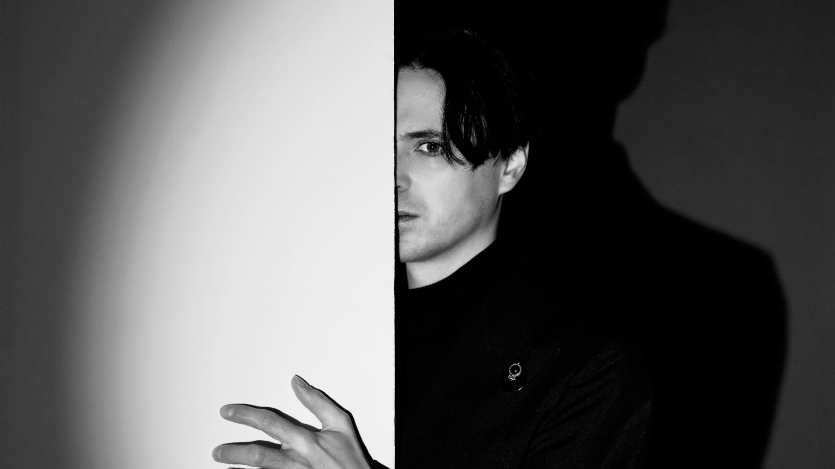 Sans Police, Sans Sérif — An Interview with Xavier Paradis of