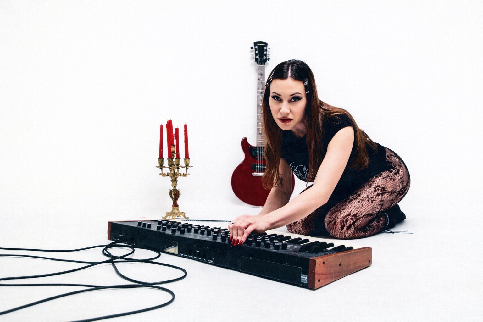 Los Angeles Artist Chelsey Boy Unveils Seductive Cover of Singapore Sling’s "Freaks" — Post-Punk.com