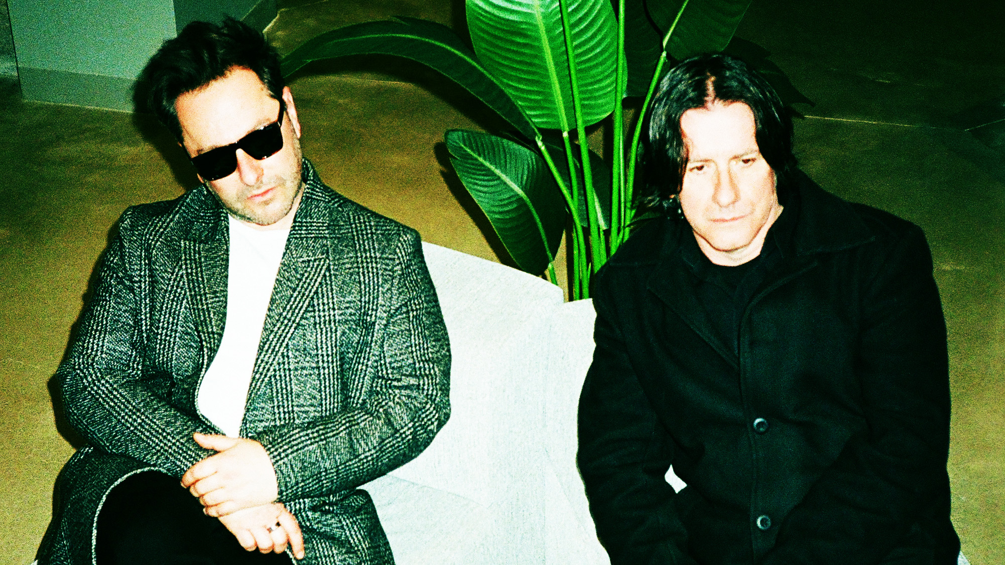 Montreal Post-Punk Duo Modern Friend Share an Ode to Goo-era Sonic Youth with Video for "Gordon" — Post-Punk.com