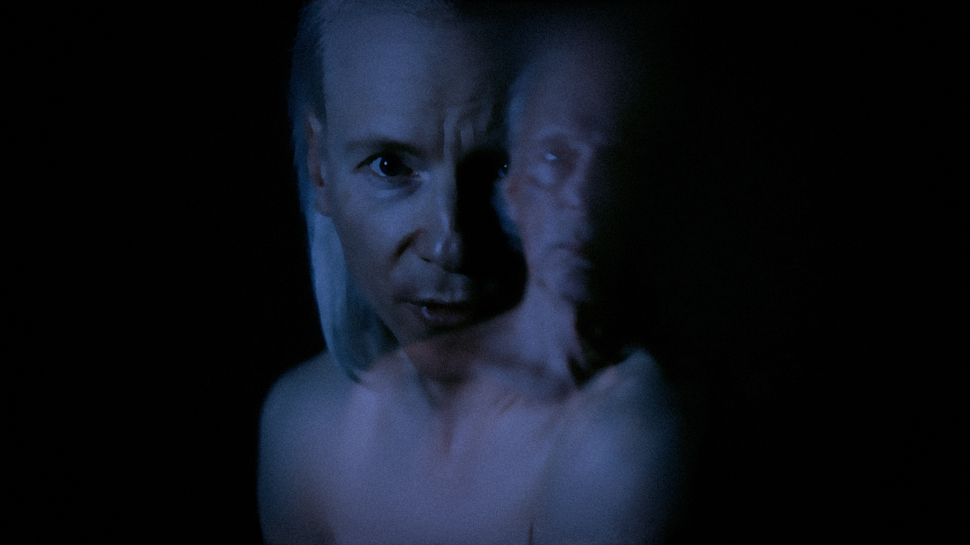 "Years Go Fast, Days Go Slow" — Dutch Synthpop Artist Raf Duran Dances Between the Ages in Video for "Mortified" — Post-Punk.com