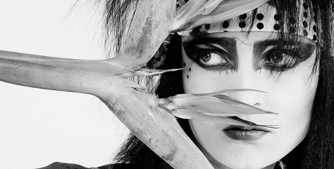 Rock Style by   写真集 Sheila Rock Revisits Siouxsie's Japanese-Inspired 1982 Shoot in